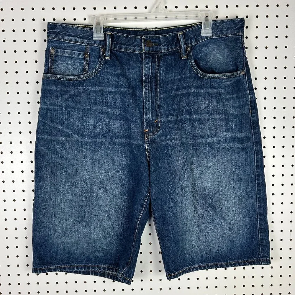 Levi's 569 Denim Blue Jean Shorts Size 38 Medium Wash Classic Cut Honey Comb Y2K